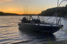 Anytec 622 sp fishing i solnedgången